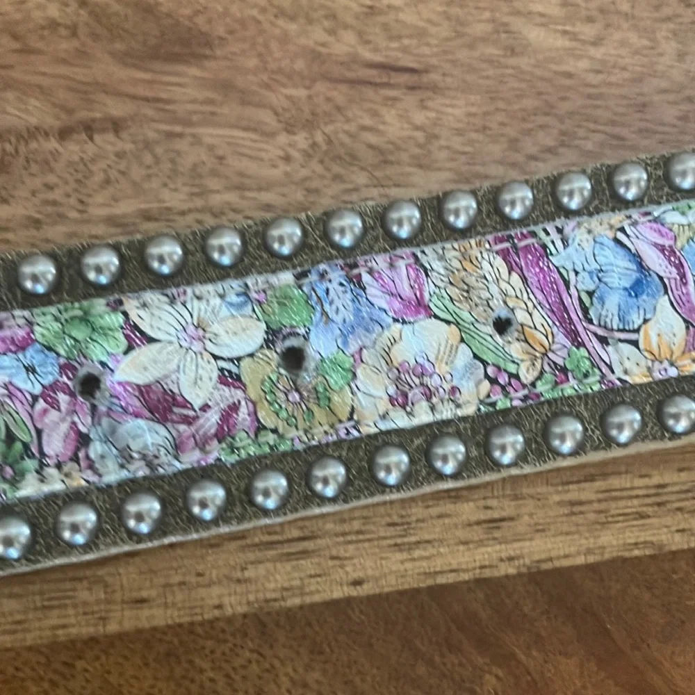 Leatherock 34”l Suede Floral Inlay Belt w/ Crystal Buckle Studded Boho hippie